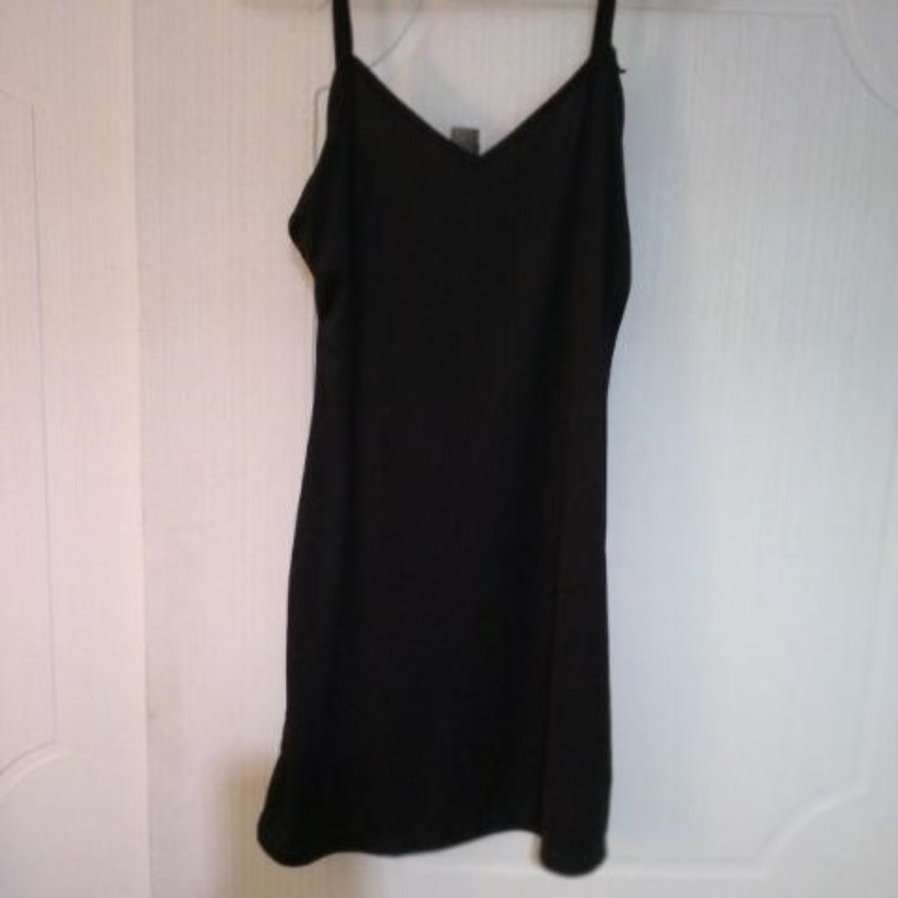 BLACK LONG CAMI